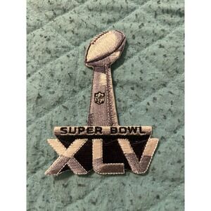 NFL Super Bowl XLV Embroidered Patch Vince Lombardi Trophy 2011 Silver Black